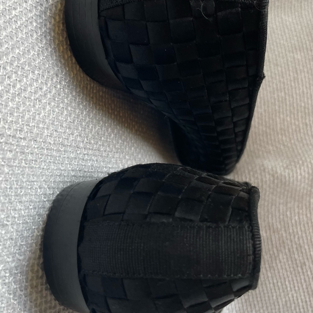 Cole Haan Formal basket weave shoe - Picture 7 of 7